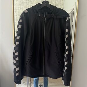 Lululemon ski Black Jacket with Reflective Stripes